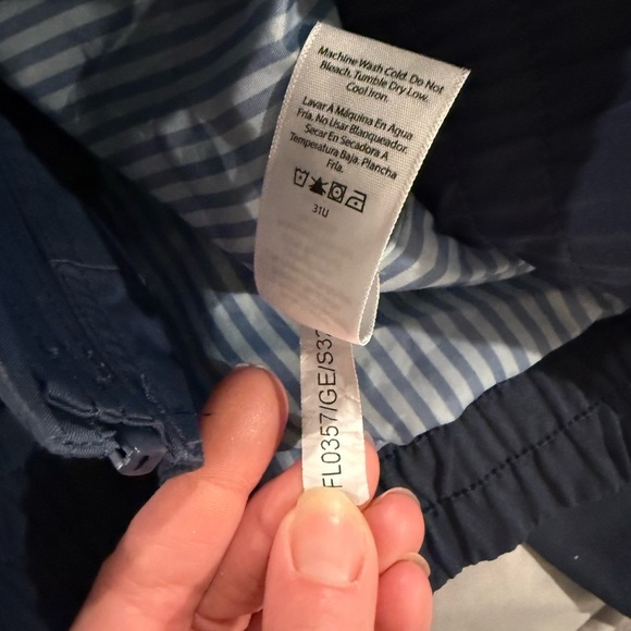 Free Assembly Men's Bomber Jacket with Hidden Hood Size Small. - Picture 7 of 7